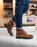 1187 BOTA HOMBRE EN CUERO MIEL