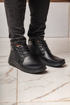 T331 BOTA EN CUERO NEGRO